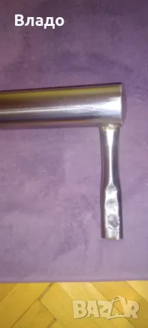 Продавам заден ролбар за Тойота, снимка 4 - Аксесоари и консумативи - 49016566