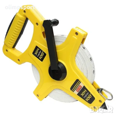 Компактна ролетка с дължина 30 м в отворена кутия. Гъвкава лента. 