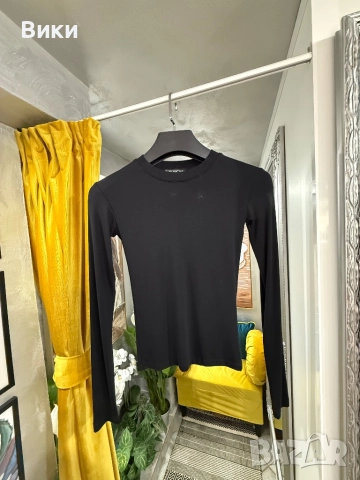 Черна блуза налична в размер S, M u L, снимка 6 - Блузи с дълъг ръкав и пуловери - 52927311