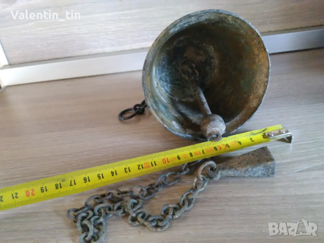 Стара масивна камбана от бронз ( месинг), снимка 2 - Антикварни и старинни предмети - 45286093