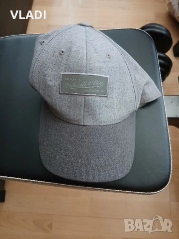 Шапка Mitchell I ness, снимка 1
