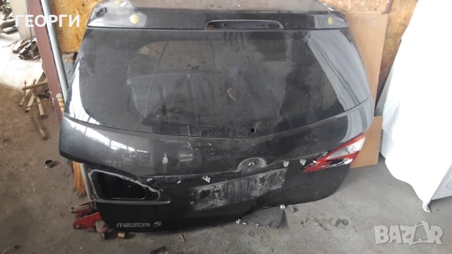 задна броня и капак за Мазда 5 2011 г, снимка 4 - Части - 53337405