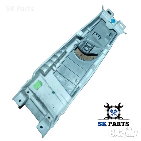 Интериорна пласмаса, дясна за Toyota Avensis /Тойота Авенсис Т25, снимка 2 - Части - 49161310