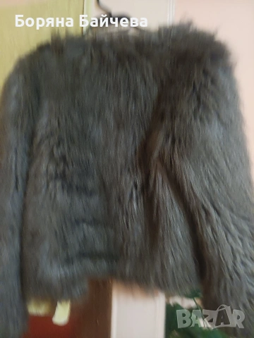 Дамско късо пухено палтенце, снимка 3 - Якета - 53347848