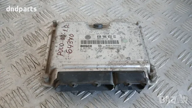 Компютър VW Polo 1.0i 2000 030906032CE 0261207184 Volkswagen Polo (6N/6N2) (1994-2003)