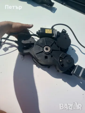 Механизъм с моторче за задна лява ел.врата Пежо 807 Ситроен Ц8 ланчия федра 1488889080, снимка 2 - Части - 50158801