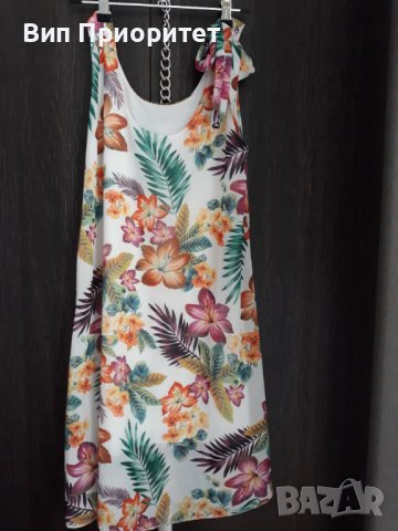 Прекрасна ефирна рокля с цветен пъстър принт, с пандела на едното рамо, свободно падаща, елегантна, снимка 6 - Рокли - 37416868