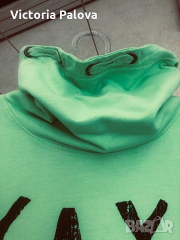 Красив суитчър с висока яка,100% памук, снимка 2 - Суичъри - 31111709