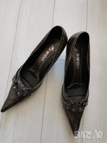 Остри обувки , снимка 2 - Дамски обувки на ток - 30793324