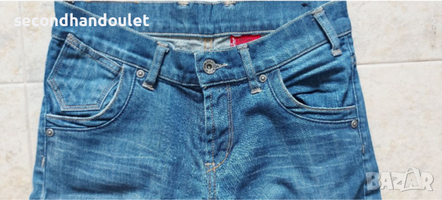 Levi's red tab детски дънки, снимка 2 - Детски панталони и дънки - 36528307