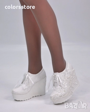 Обувки на платформа - бели - 2501 , снимка 2 - Кецове - 51520227