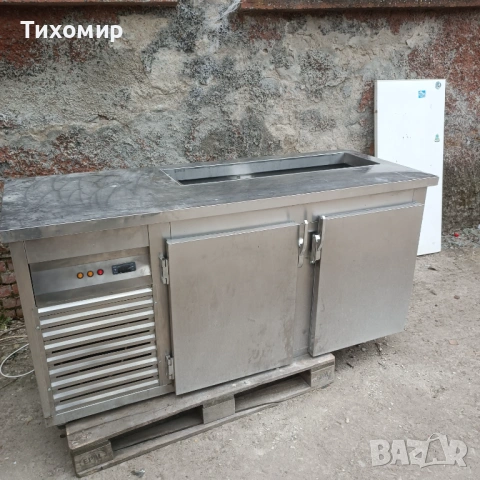 Хладилна маса, снимка 2 - Хладилни витрини и фризери - 53890182