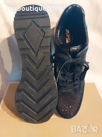 Нови дамски маратонки Michael Kors 39, снимка 4 - Дамски ежедневни обувки - 54137927
