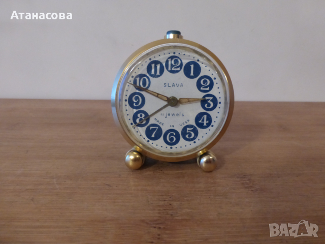 Будилник часовник Слава 2 крачета син корпус, снимка 2 - Антикварни и старинни предмети - 44795053