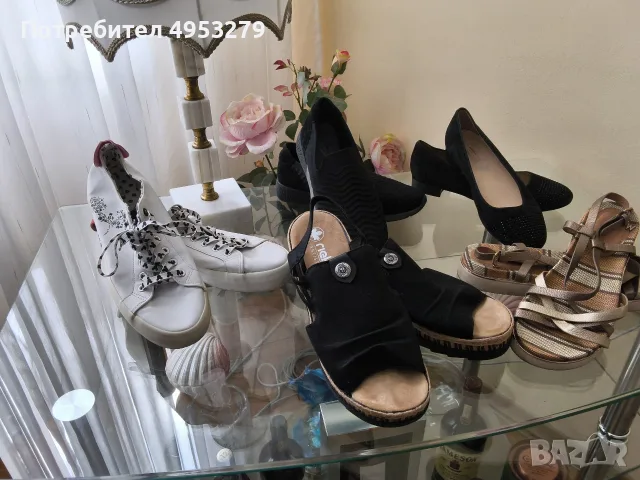 Дамски сандали и обувки