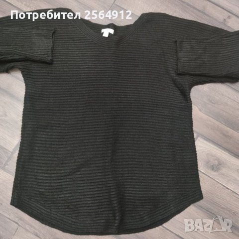 Продавам дамска черна блуза , снимка 2 - Блузи с дълъг ръкав и пуловери - 39356732