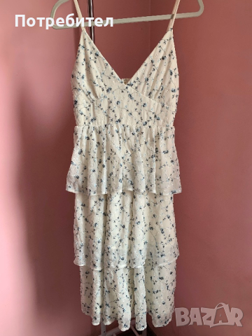 Бяла рокля с бродирани цветя NLY TREND, снимка 4 - Рокли - 44649238