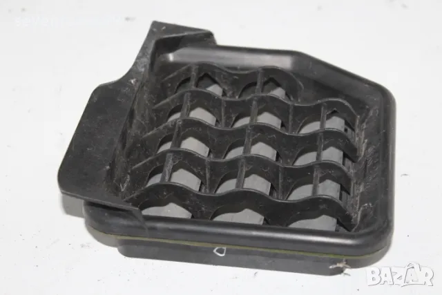 Пластмаса задна дясна Фолксваген Голф 6 VW Golf 6 4врати хечбек 1K0819466B, снимка 2 - Части - 48709842