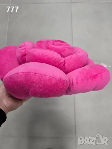 възглавници роза 45 см, снимка 2 - Възглавници - 48947874