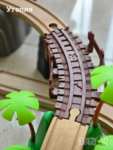 Дървена писта Playtive Jungle, снимка 7 - Коли, камиони, мотори, писти - 52554277