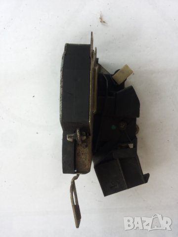 Брава врата BMW E 36 лява, снимка 3 - Части - 40082427