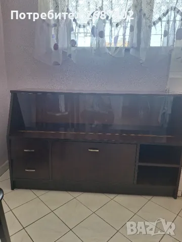 Продавам шкаф с витрина -използван., снимка 8 - Шкафове - 49976955