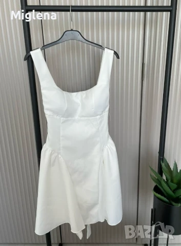 Кокетна бяла рокля , снимка 4 - Рокли - 50832144