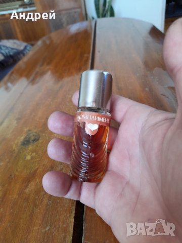 Стар парфюм Комплимент, снимка 4 - Други ценни предмети - 32137503