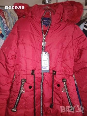 детско зимно яке,червен цвят.Номера 11 год,12 год,13,14