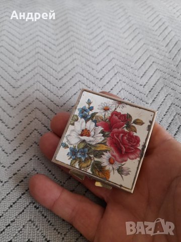 Старо Дамско джобно огледало,огледалце #3, снимка 2 - Други ценни предмети - 42627797