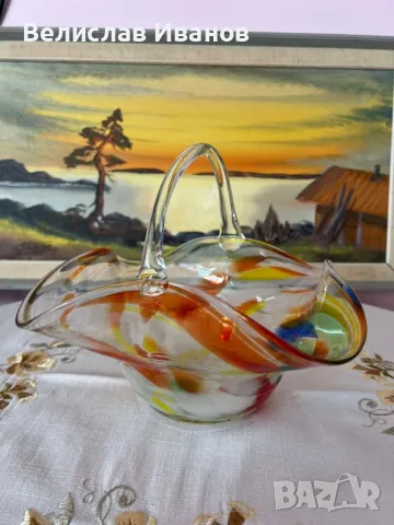 цветна стъклена кошница, фурктиера от Полша.