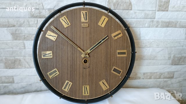 Стар дървен стенен часовник - Маяк - Сделано в СССР, снимка 2 - Антикварни и старинни предмети - 34906229