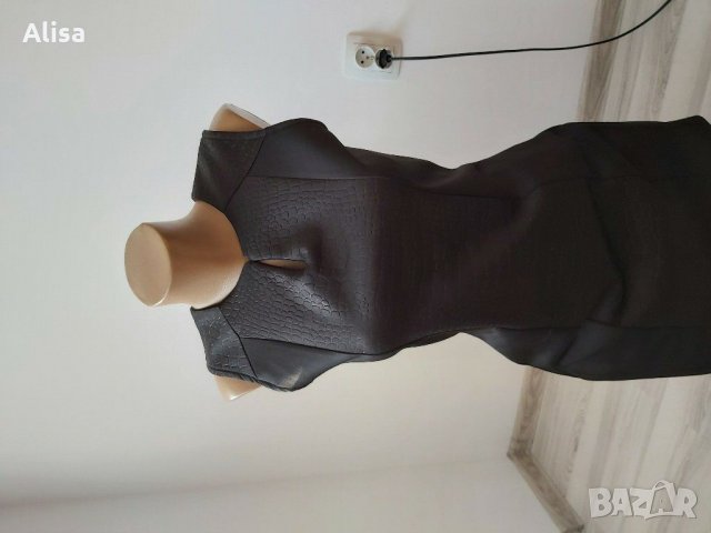 Черна рокля, снимка 2 - Рокли - 31024016