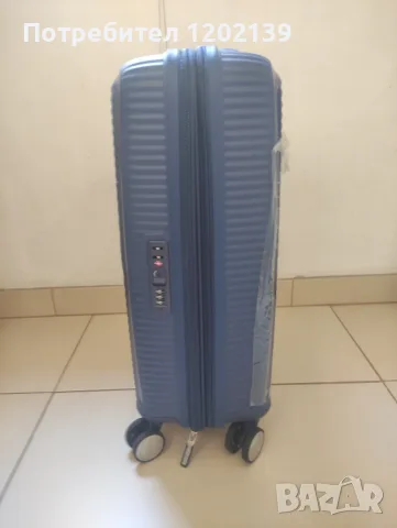 Куфар American Tourister Soundbox Spinner 55/20 TSA EXP – Midnight (Моделът на Роналдо), снимка 4 - Куфари - 55727702