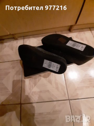 Чисто нови обувки, снимка 2 - Дамски ежедневни обувки - 34495831