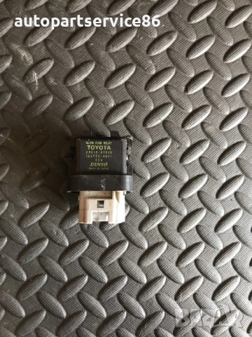 Реле Denso за Toyota Avensis 2.0 D4D (2009-2013) 156700-0671 28601-26030