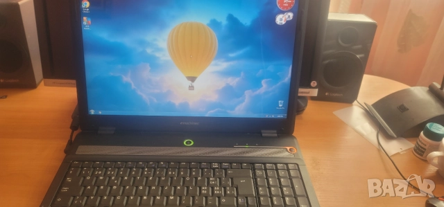 E mashines /Acer/ G720 18 инчов