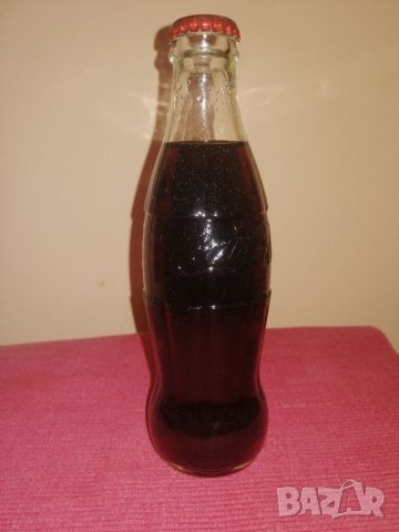 Колекционерска бутилка Кока Кола, неотваряна. , снимка 2 - Колекции - 31939759