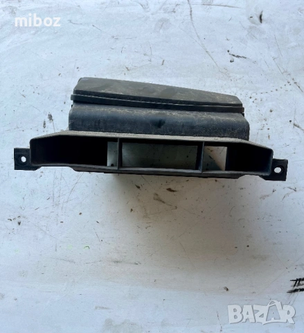 Въздуховод Фолксваген Пасат VW Passat b6