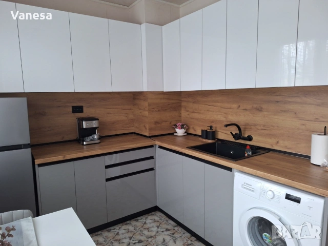 Тристаен апартамент в кв.Христо Смирнески , снимка 3 - Апартаменти - 54028793