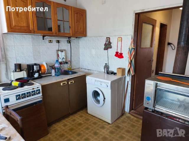 Продава се етаж от къща в гр. Враца, снимка 10 - Къщи - 50795567