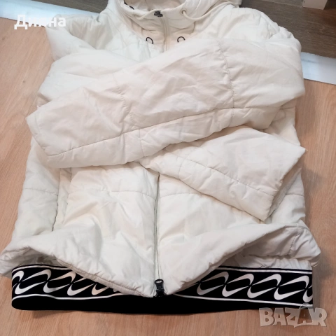 Nike яке, снимка 3 - Якета - 54248458