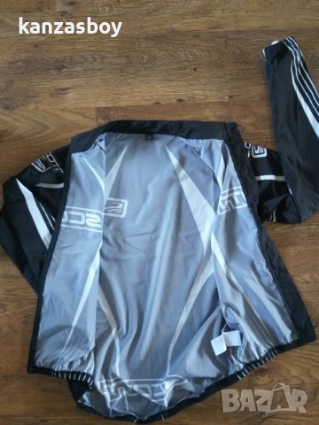 scott - страхотна вело ветровка КАТО НОВА, снимка 7 - Спортни дрехи, екипи - 38222665