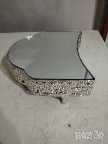 поставка,стойка в стил арт деко, снимка 3 - Декорация за дома - 42697695