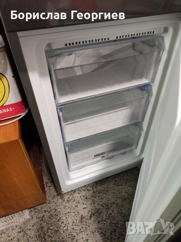 Хладилник whirlpool, снимка 6 - Хладилници - 54327844