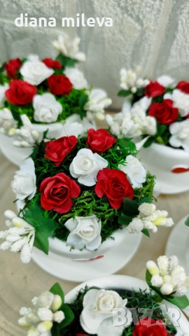 Сладурски чашки с нежни цветлета в бяло и червено!, снимка 12 - Декорация за дома - 51925312