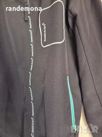 Ветровка Bekkin 140, снимка 2 - Детски якета и елеци - 54317002