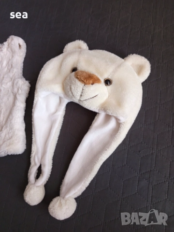 Бяло елече Н&М и шапка мече 5-6 г., снимка 3 - Детски якета и елеци - 52446054