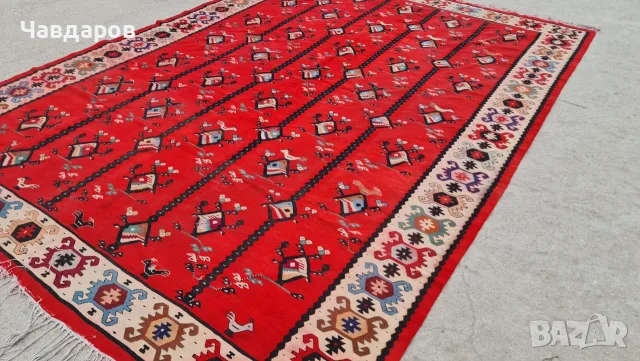 Чипровски килим Пилетата, снимка 5 - Килими - 56549122