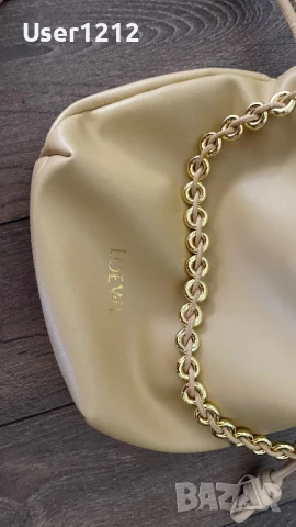 Loewe дамска чанта естествена кожа , снимка 3 - Чанти - 50908880